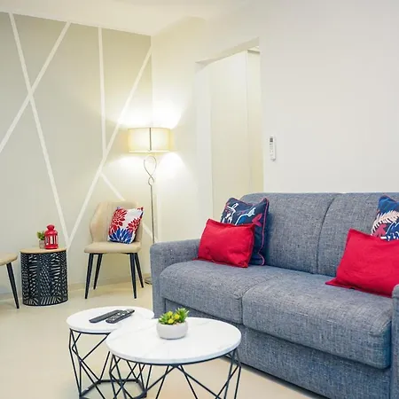 Sublime 2p - 10 Min Near Beaches - Air Conditioning - Garage Lejlighed *